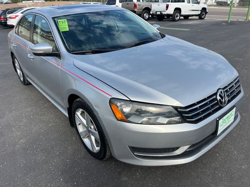 Used 2013 Volkswagen Passat TDI SE image 3