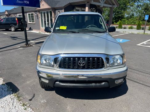 Used 2004 Toyota Tacoma 4x4 Xtracab V6 image 2