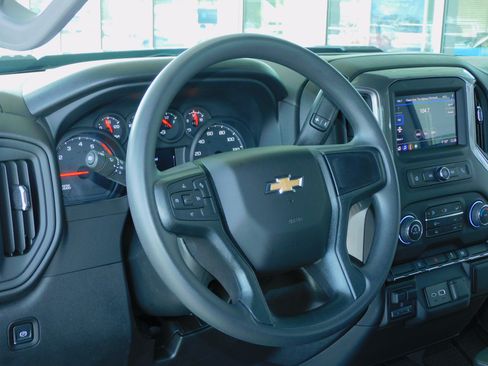 Used 2025 Chevrolet Silverado 2500 Custom image 20