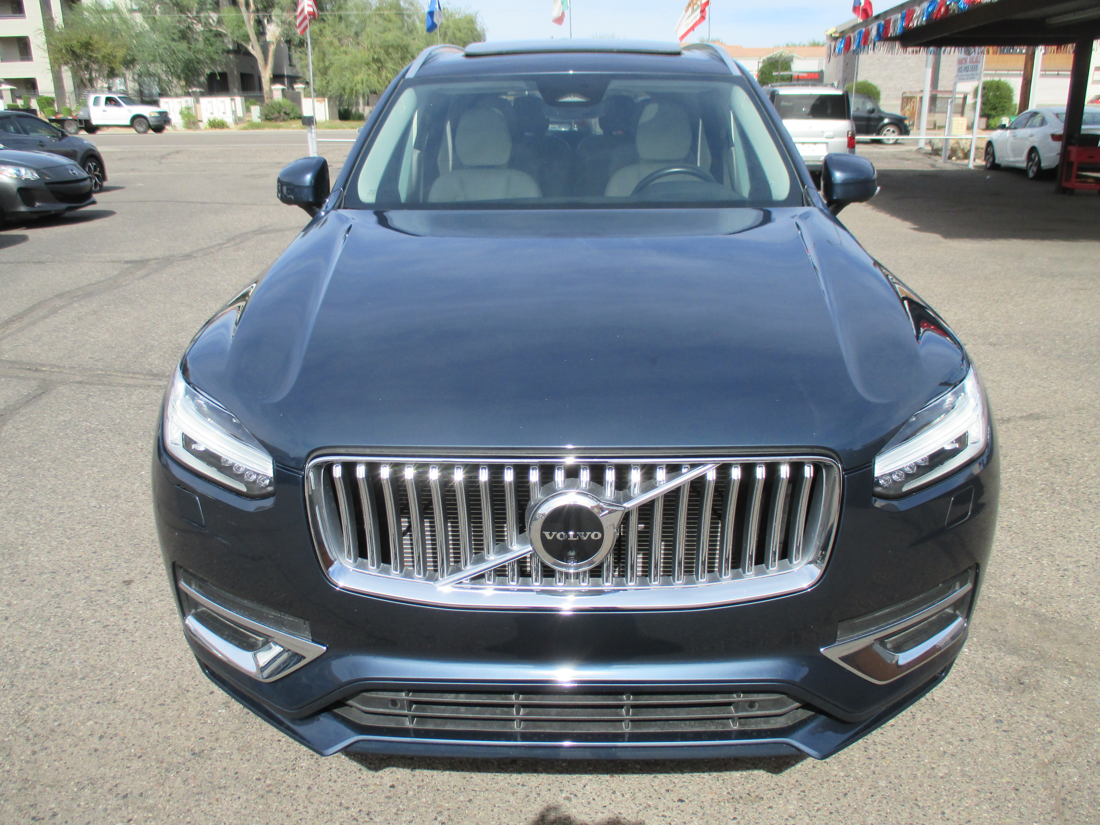 Used 2023 Volvo XC90 AWD B6 Plus Bright image 15