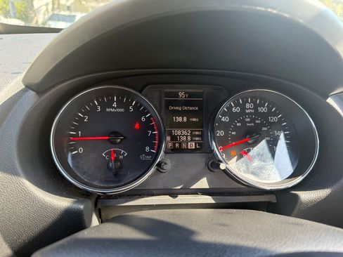 Used 2013 Nissan Rogue AWD image 58