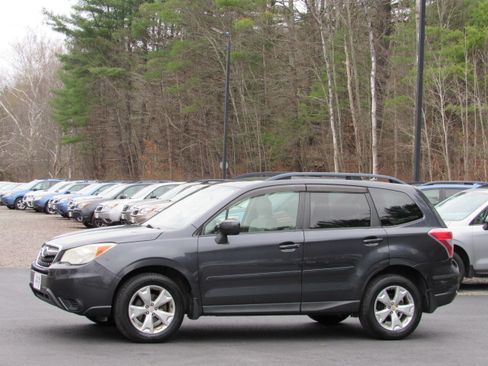 Used 2014 Subaru Forester 2.5i Premium image 4