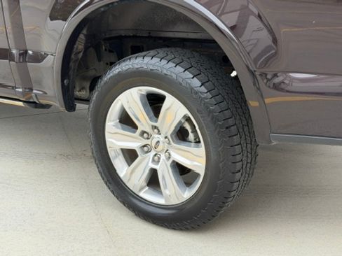 Used 2019 Ford F150 Platinum image 16