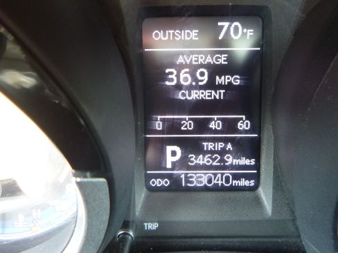 Used 2015 Toyota Corolla S Plus image 24