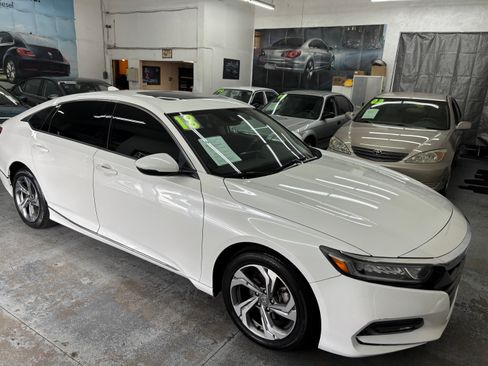 Used 2018 Honda Accord EX-L image 9