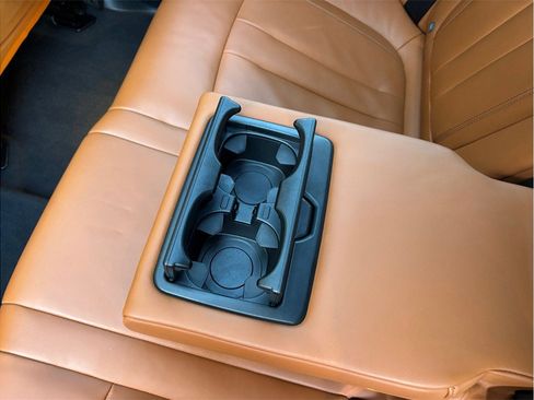 Used 2016 BMW X5 M image 42