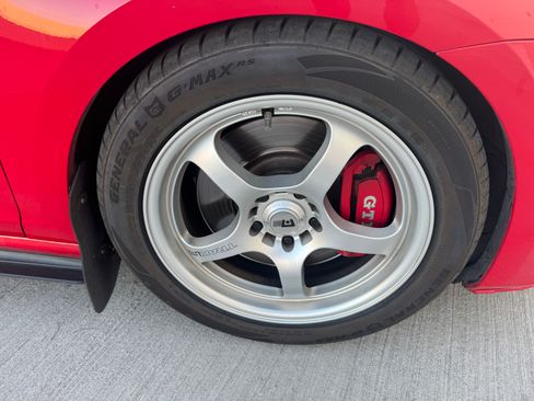 Used 2017 Volkswagen GTI image 17