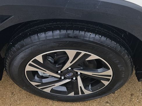 Used 2025 Subaru Crosstrek 2.5i Premium image 11