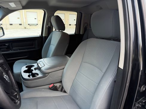 Used 2014 RAM 1500 ST RWD image 75