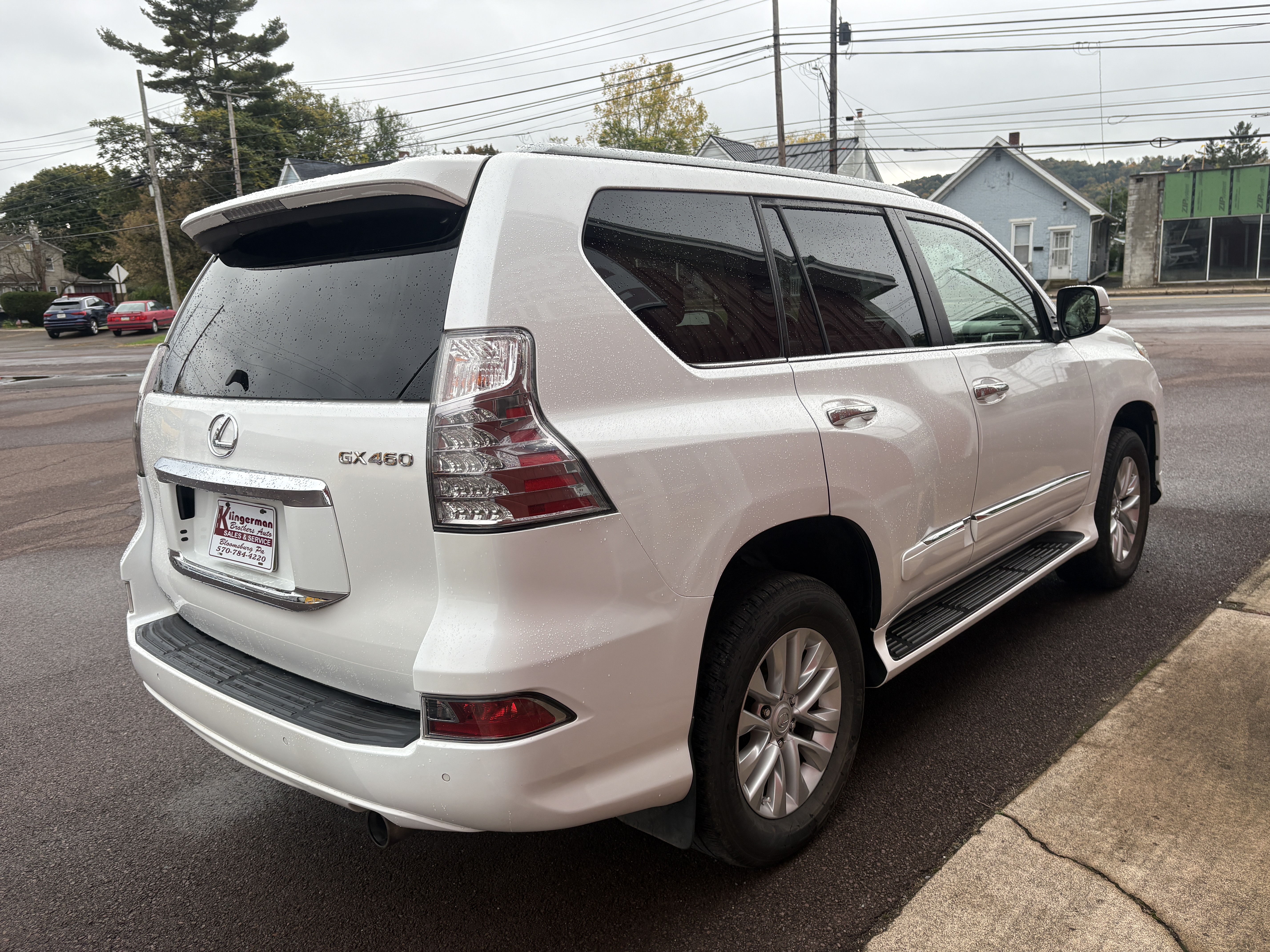 Used 2016 Lexus GX 460 4WD Premium 4.6L 8-Cyl SUV image 5