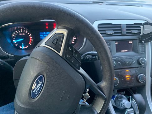 Used 2016 Ford Fusion S image 16