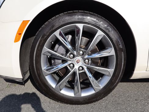 Used 2013 Cadillac XTS image 26