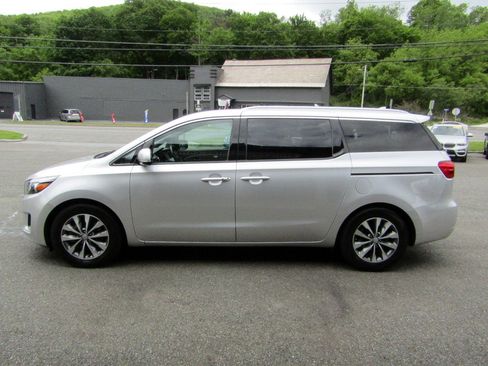 Used 2016 Kia Sedona SX FWD image 6