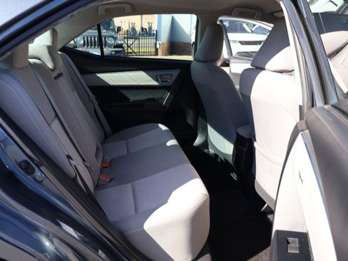 Used 2015 Toyota Corolla LE image 14