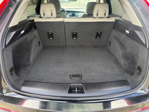 Used 2019 Cadillac XT4 Luxury image 12