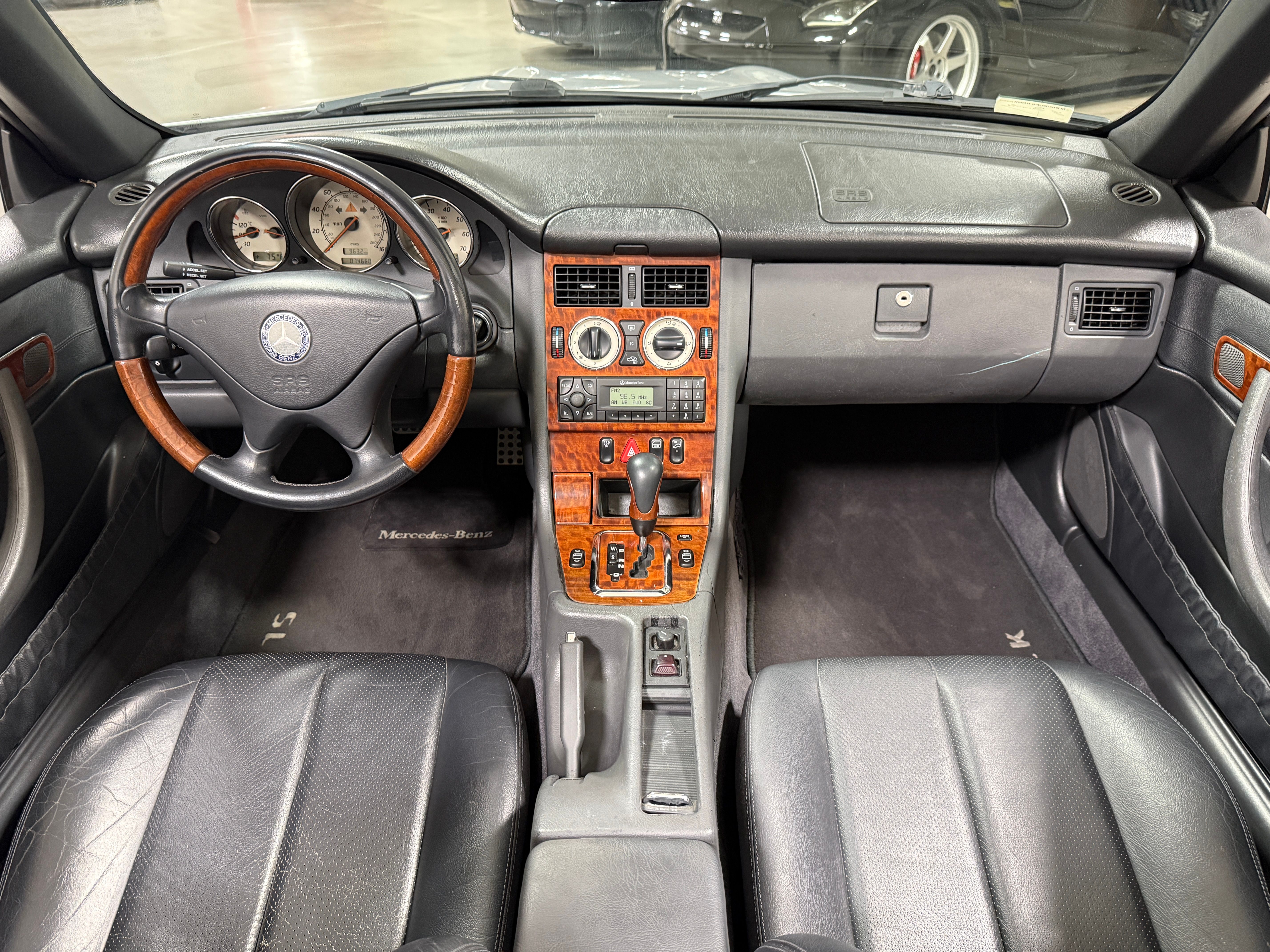 Used 2001 Mercedes-Benz SLK 320 image 27