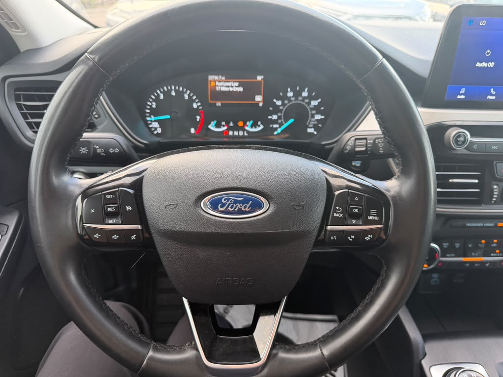 Used 2022 Ford Escape FWD SE image 14