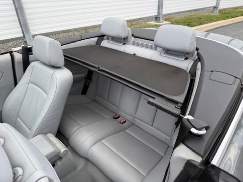 Used 2009 BMW 128i image 23