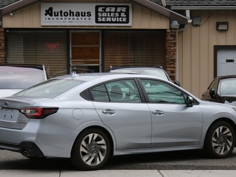 Used 2024 Subaru Legacy Touring XT image 3