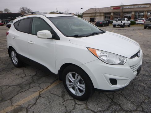 Used 2012 Hyundai Tucson GLS image 16