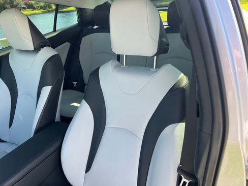 Used 2019 Toyota Prius Limited image 9