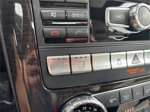 Used 2016 Mercedes-Benz SLK 350 image 32