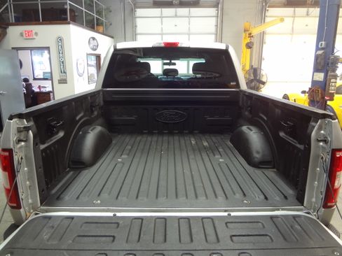 Used 2019 Ford F150 STX image 7