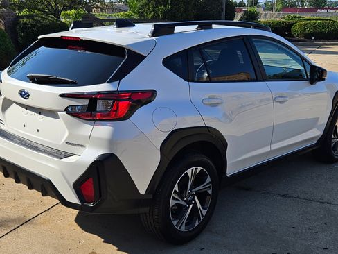 Used 2024 Subaru Crosstrek 2.0i Premium AWD/4WD image 1
