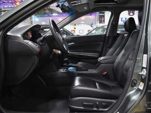 Used 2010 Honda Accord EX-L image 17