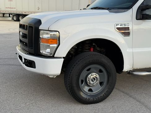 Used 2009 Ford F250 XL image 23