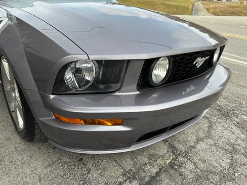 Used 2006 Ford Mustang GT image 11