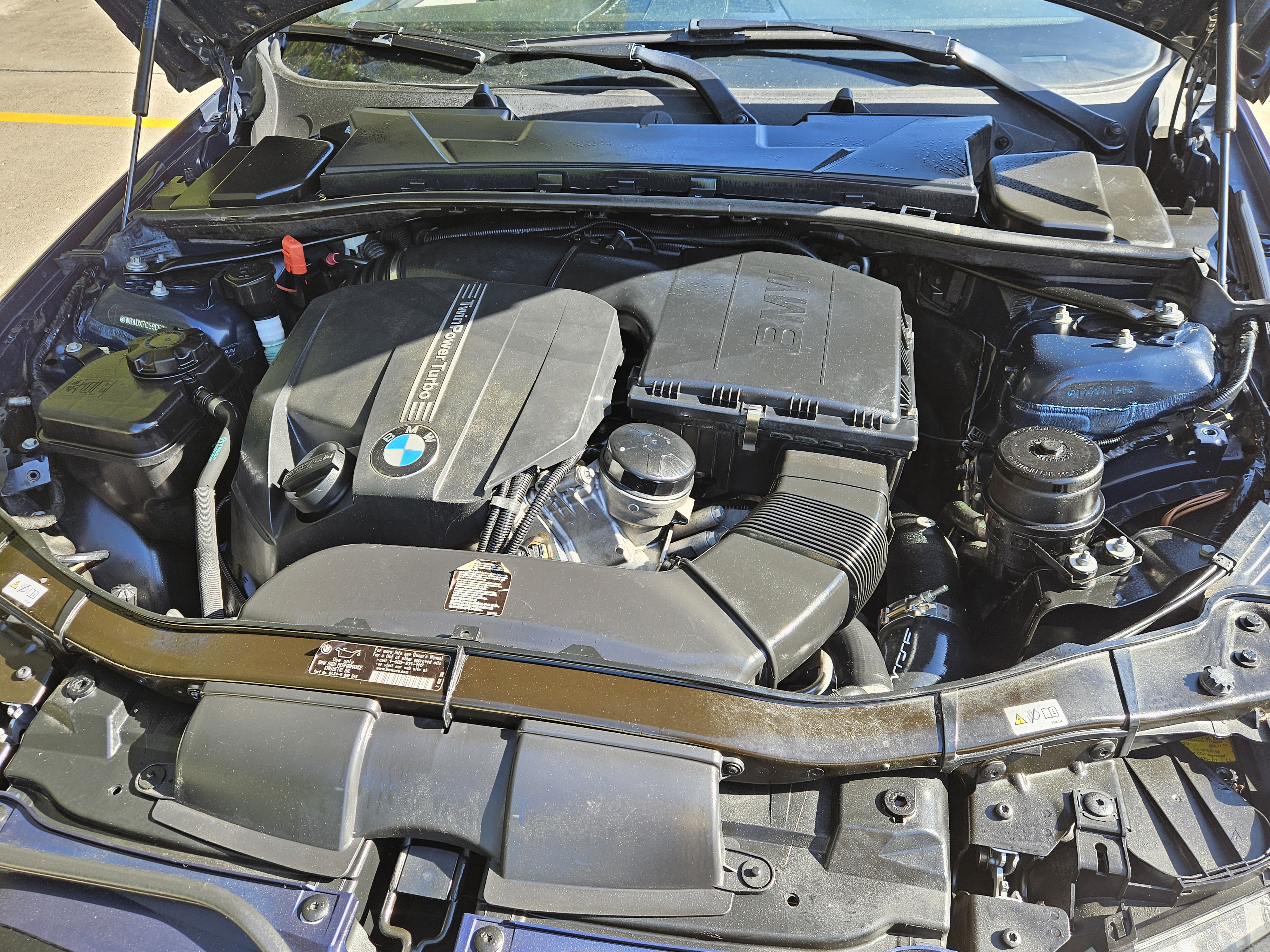 Used 2012 BMW 335i Convertible RWD image 15