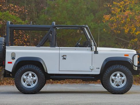 Used 1994 Land Rover Defender 90 image 2