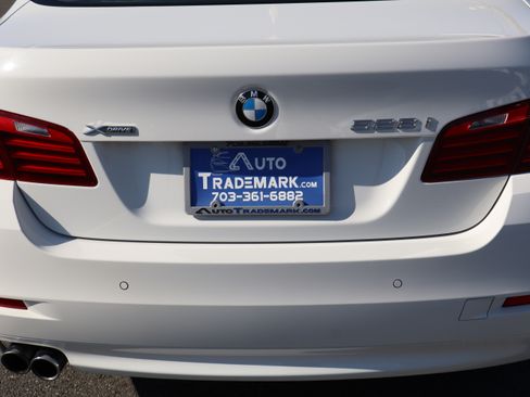 Used 2016 BMW 528i xDrive Sedan AWD/4WD image 11