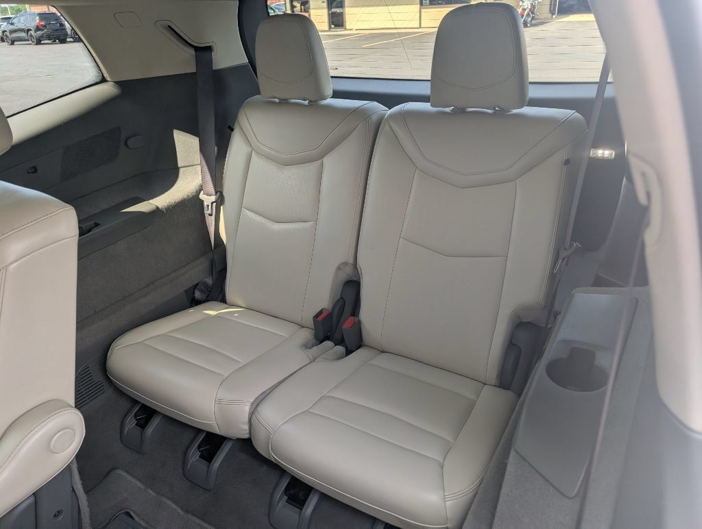 Used 2024 Cadillac XT6 AWD Premium Luxury image 9