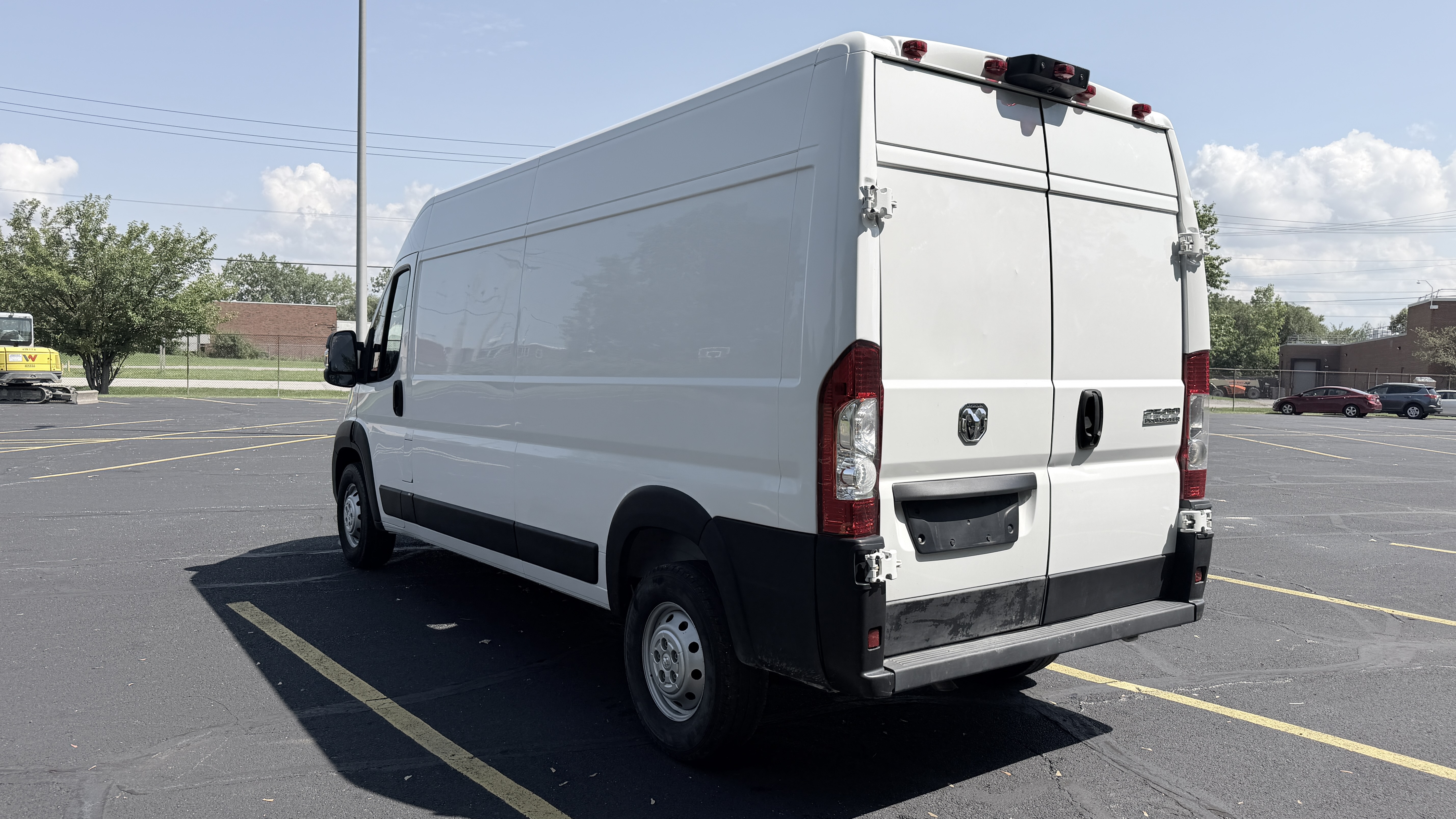 Used 2023 RAM ProMaster 2500 159 High Roof FWD image 7