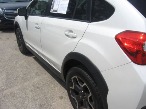 Used 2014 Subaru XV Crosstrek 2.0i Premium AWD/4WD image 6