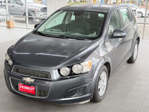 Used 2012 Chevrolet Sonic LT image 3