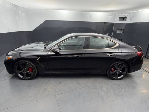 Used 2019 Genesis G70 3.3T Advanced image 2