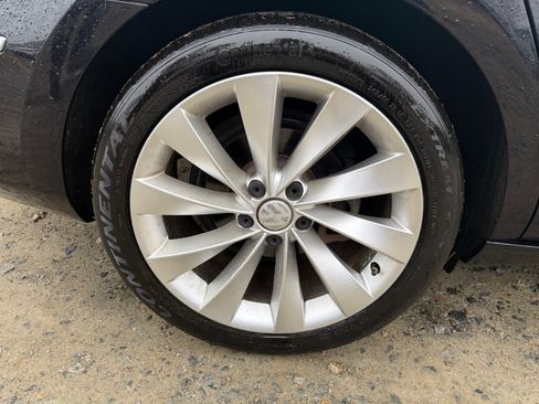 Used 2012 Volkswagen CC Lux image 17