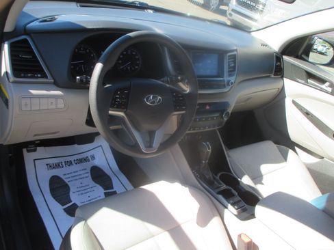 Used 2018 Hyundai Tucson SEL image 7