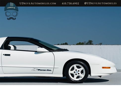Used 1994 Pontiac Firebird RWD image 26