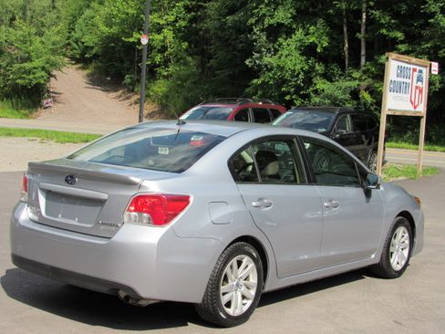 Used 2016 Subaru Impreza 2.0i Sedan AWD/4WD image 8