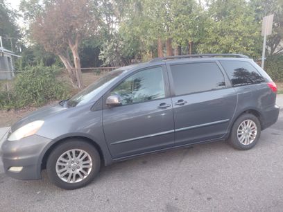 Used 2007 Toyota Sienna XLE