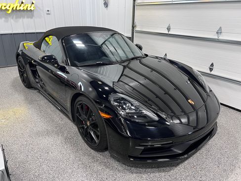 Used 2021 Porsche 718 Boxster GTS RWD image 2
