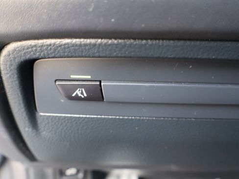 Used 2018 BMW M4 Competition image 28