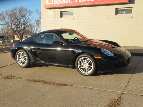 Used 2007 Porsche Cayman image 8