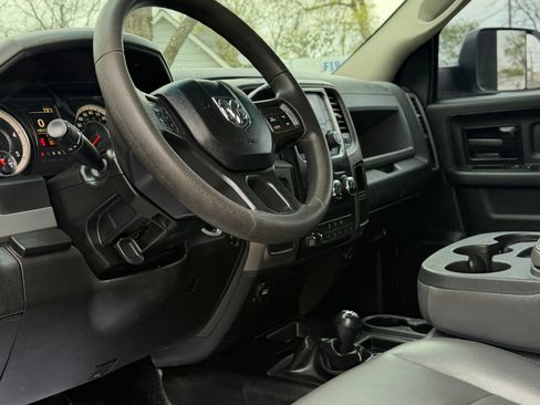 Used 2018 RAM 5500 Tradesman image 10