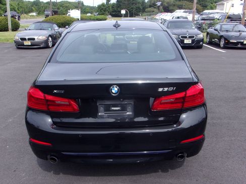 Used 2019 BMW 530i xDrive UNAVAIL AWD/4WD image 9