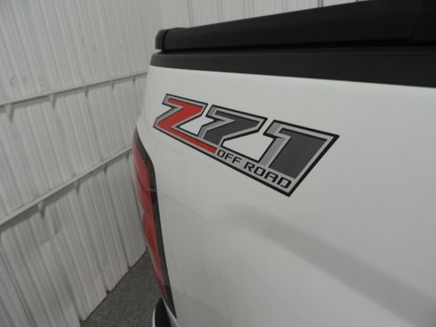 Used 2016 Chevrolet Silverado 1500 LT Z71 image 15